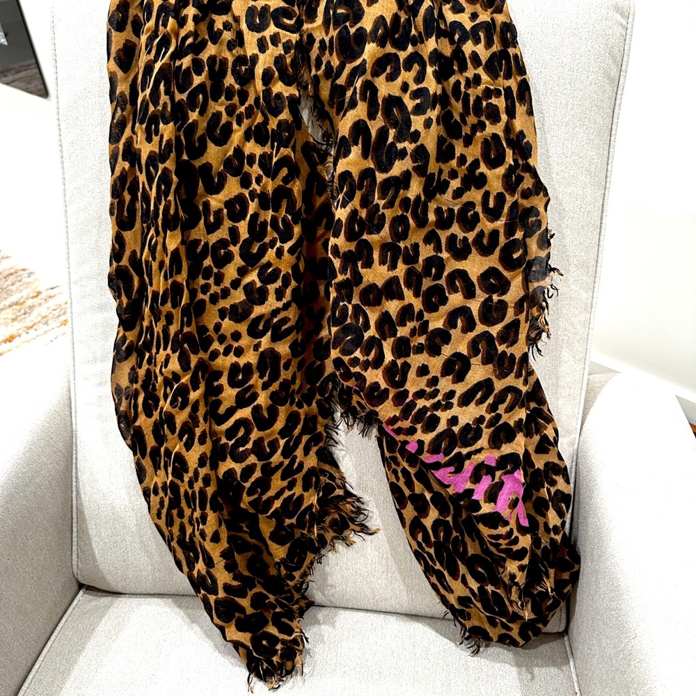 Louis Vuitton cashmere scarf